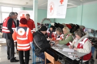 Для нуждающихся жителей Горловки началась выдача гуманитарной помощи от МО «Красный Крест»