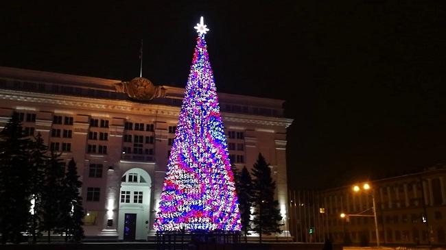 Новогодняя елка в Кемерово