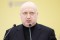 Азаров высказался про "кровавого пастора" Турчинова, который читает проповеди